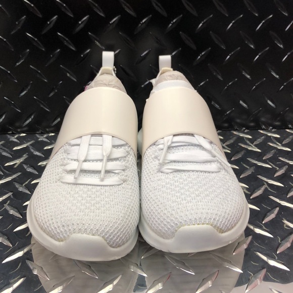 NEW Skechers ultra flex-Statements - Picture 2 of 7